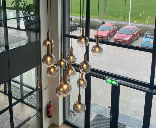 cluster-pendel-hanglampen-boven-entree